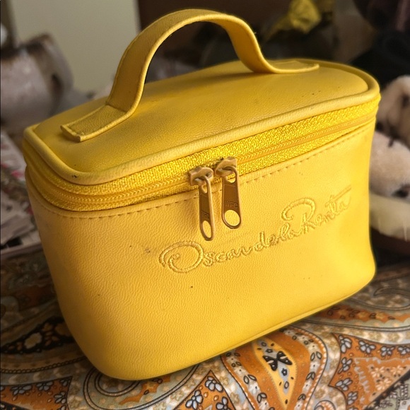 Oscar de la Renta Vibrant Yellow Cosmetic Case - Picture 3 of 14